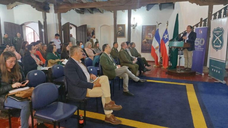 Alcalde Chandía participa de “Conversatorio de Convivencia Escolar”  en Chillán Viejo